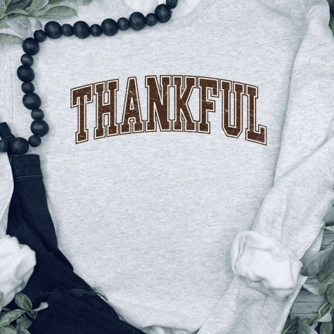 Lora Thankfull Sweatshirt - La Belle Gina Boutique