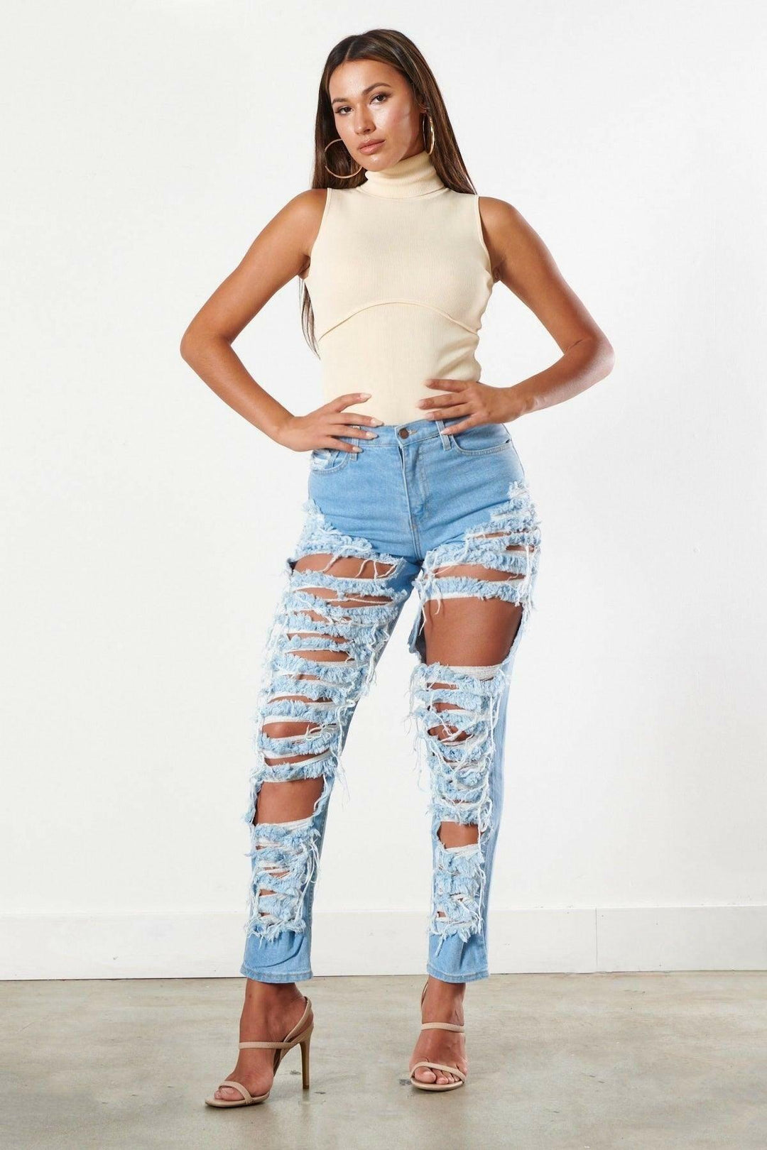 Nita distressed straight Jeans. - La Belle Gina Boutique